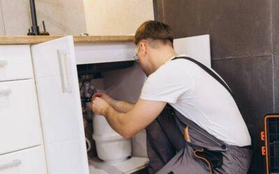 Hoe werkt het aansluiten van sanitair in een woning zonder kruipruimte?